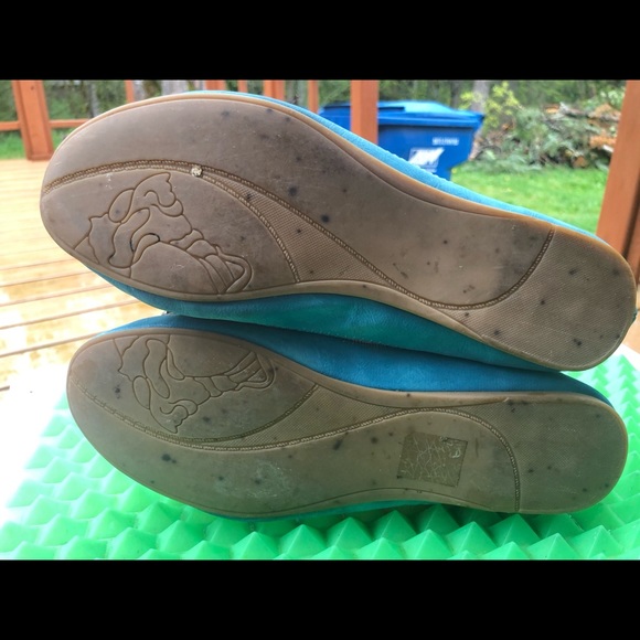 Code 8 Women’s Teal Blue Slip On Sandals Size 6.5 - Picture 8 of 8